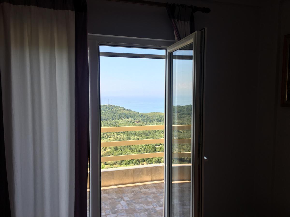 Vila Aleks Vuno Exteriér fotografie