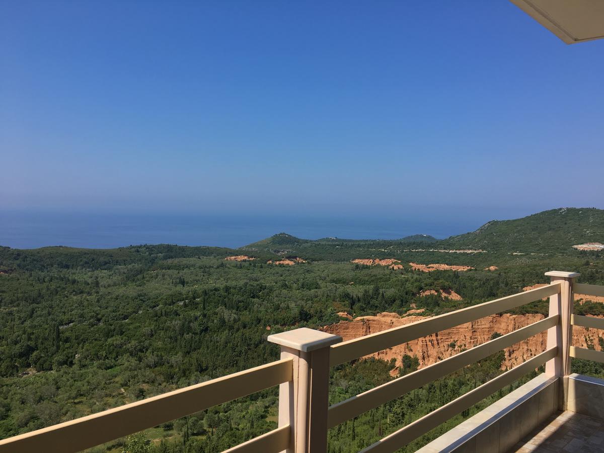 Vila Aleks Vuno Exteriér fotografie