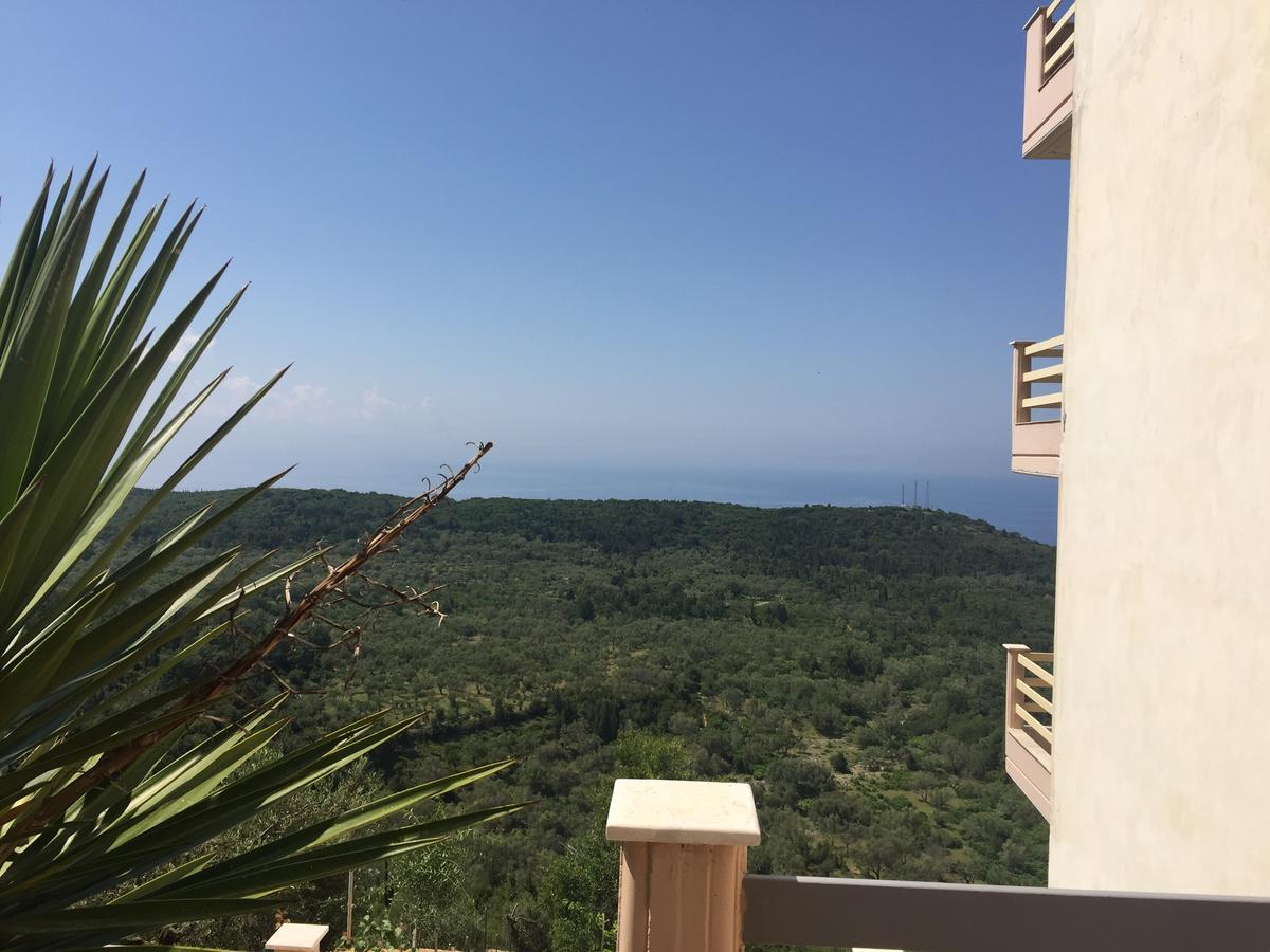 Vila Aleks Vuno Exteriér fotografie